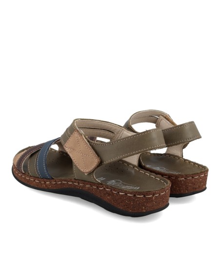 Khaki sandals Walk & Fly Mediterraneo 3861 43170