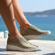 Zapatillas Walk & Fl KAKI - 2722