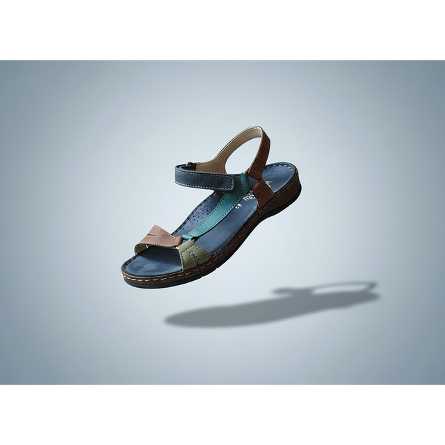 Amelia BLU/FAN/FA - 06_floating