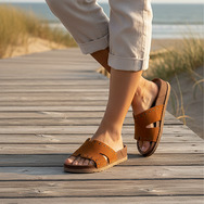 Sandalia Walk & Fly  CUERO - legs_3