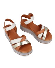 Sandalia con plataforma W&F C35-42-22229-416 A4 Sandalia con plataforma W&F C35-42-22229-416 A4